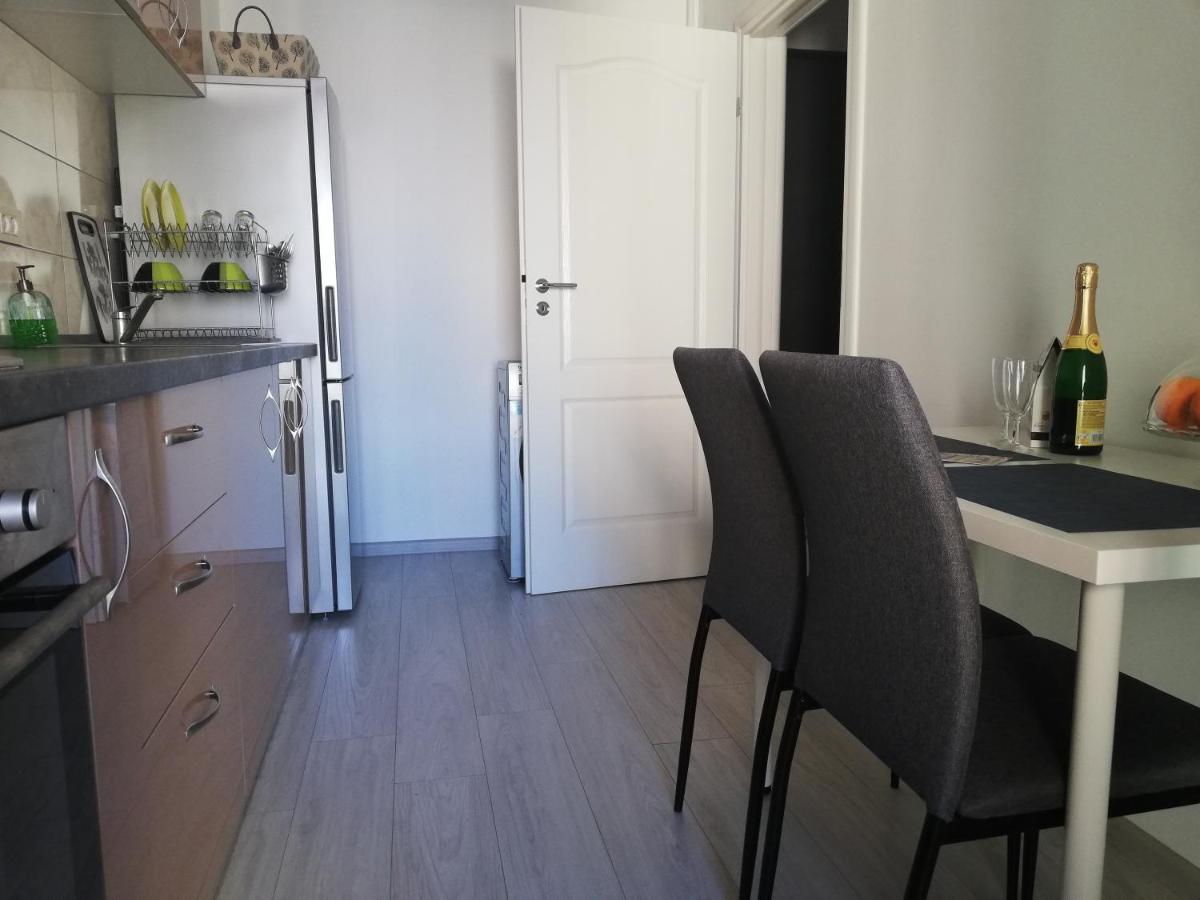 Marlen'S Apartment بوخارست المظهر الخارجي الصورة