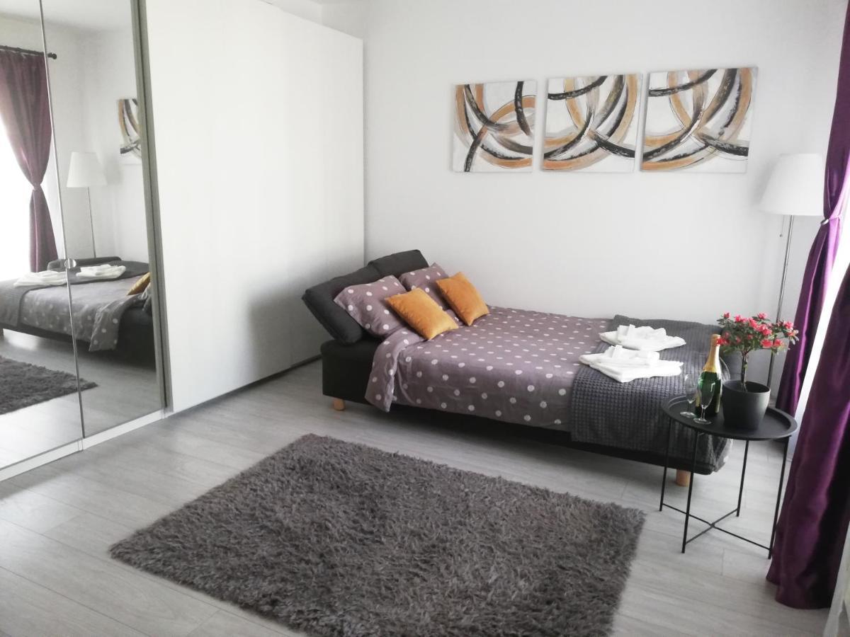 Marlen'S Apartment بوخارست المظهر الخارجي الصورة