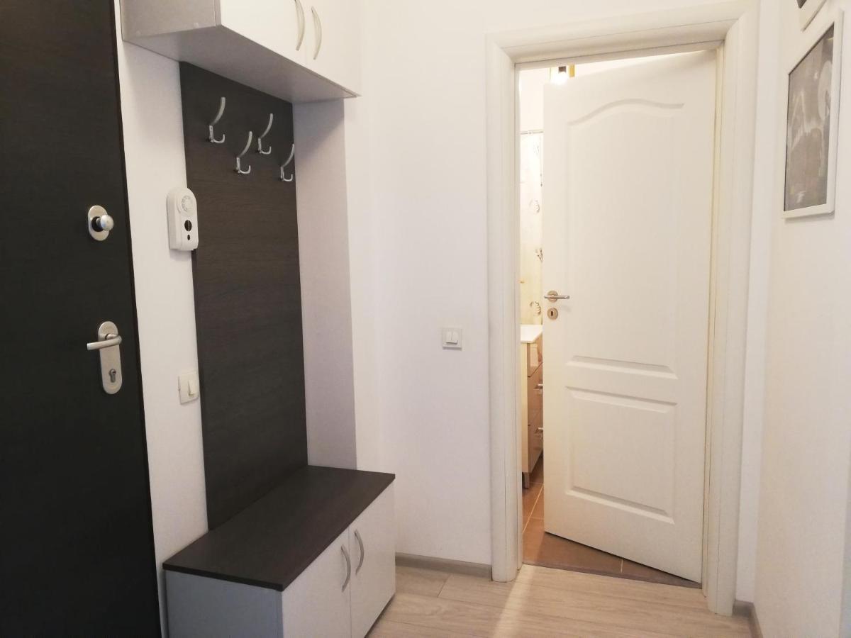 Marlen'S Apartment بوخارست المظهر الخارجي الصورة